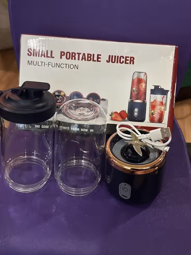 Portable Electric Juicer Blender – Rechargeable Mini Smoothie Maker with Extra Travel Cup